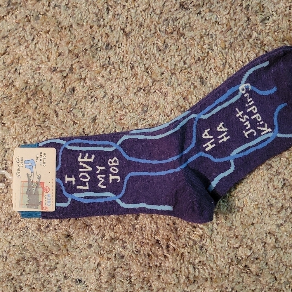 2/$20 Women's socks